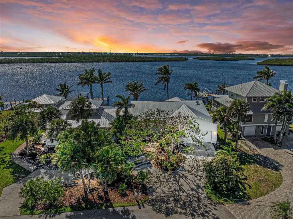 3790 Peace River Drive Punta Gorda FL 33983