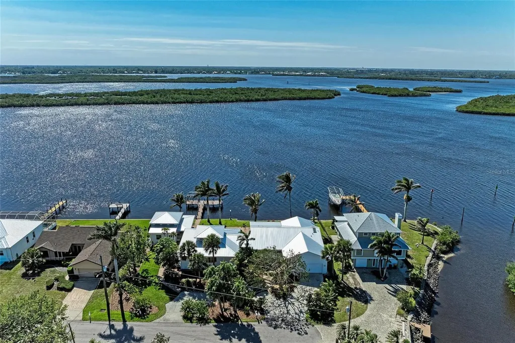 3790 Peace River Drive Punta Gorda FL 33983