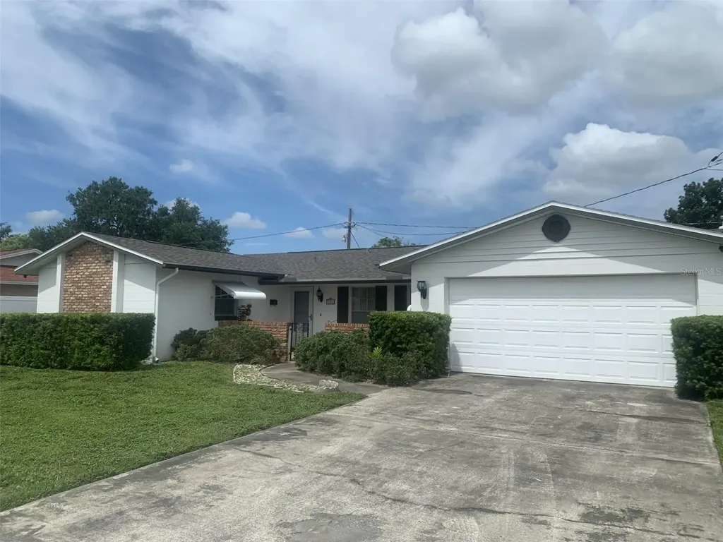 706 Francis Street Kissimmee FL 34741