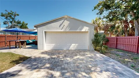 2235 20th St S St Petersburg FL 33712
