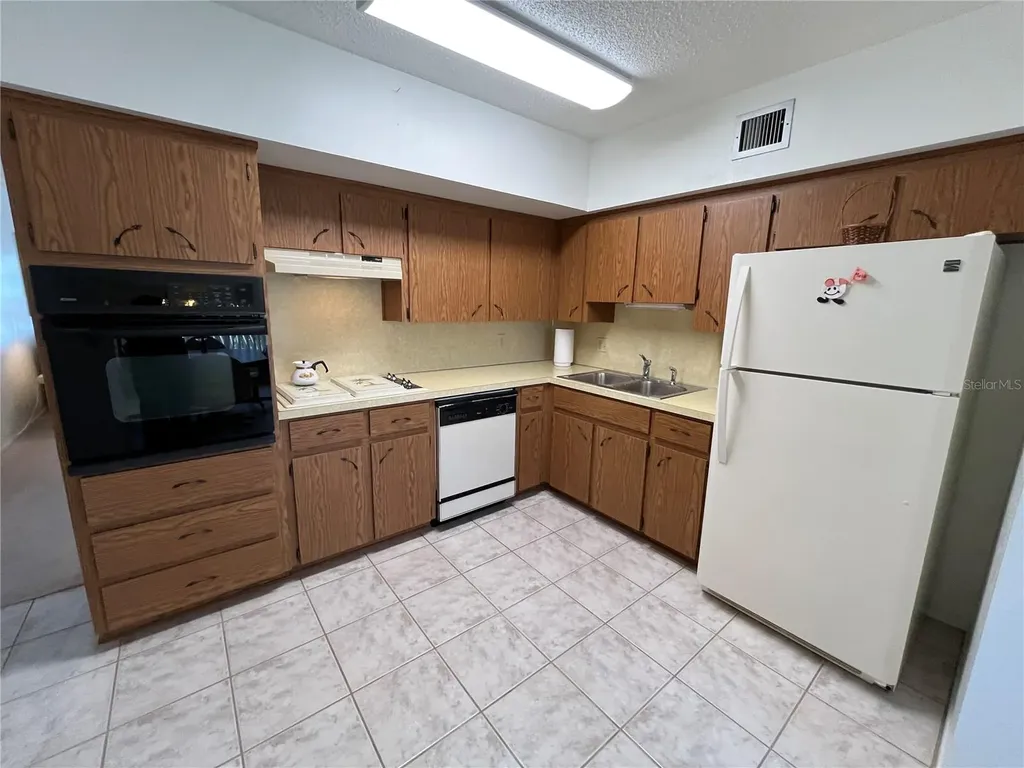 2431 Franciscan Drive Clearwater FL 33763