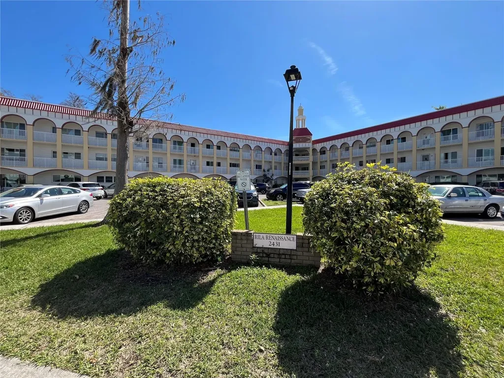 2431 Franciscan Drive Clearwater FL 33763