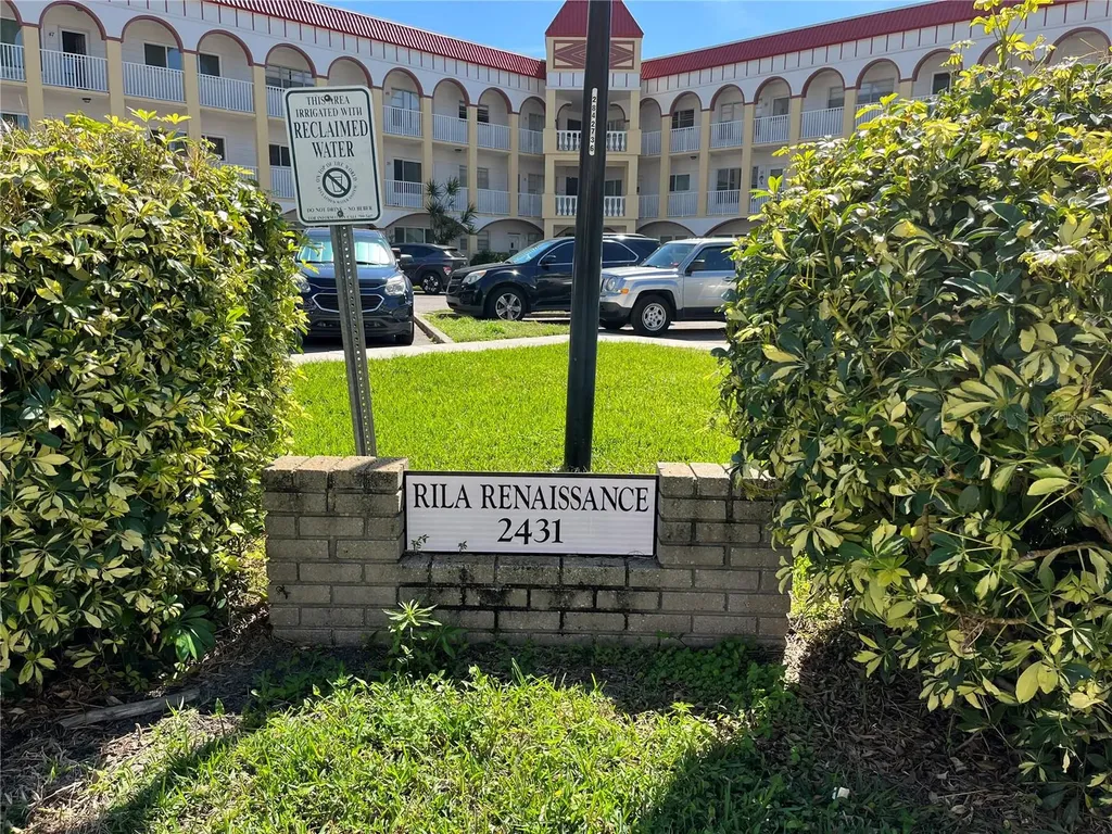 2431 Franciscan Drive Clearwater FL 33763