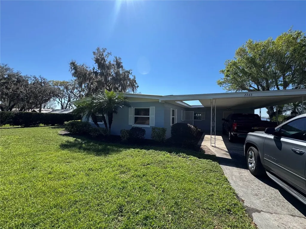 2263 Lake Reedy Boulevard N Frostproof FL 33843
