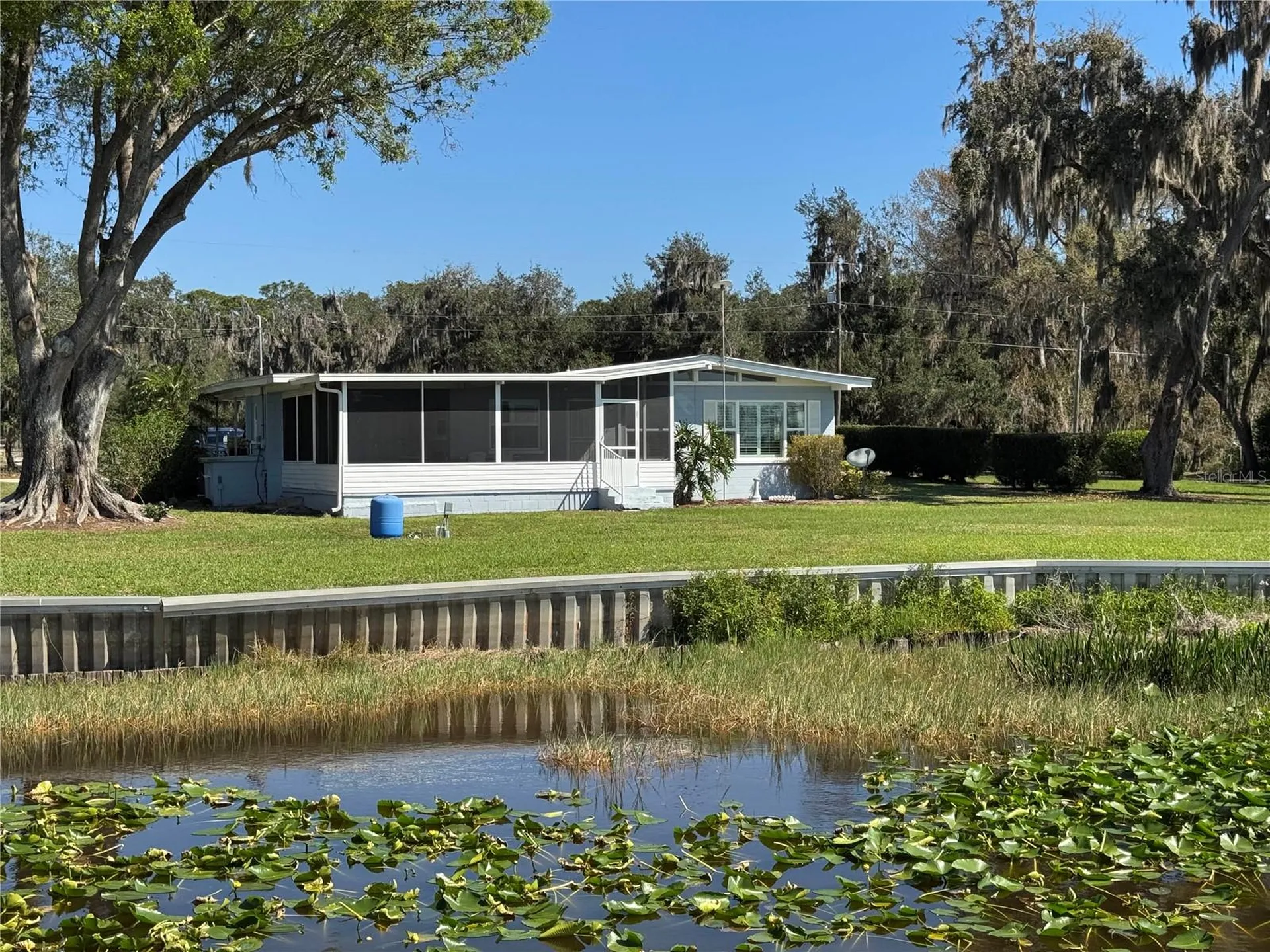 2263 Lake Reedy Boulevard N Frostproof FL 33843