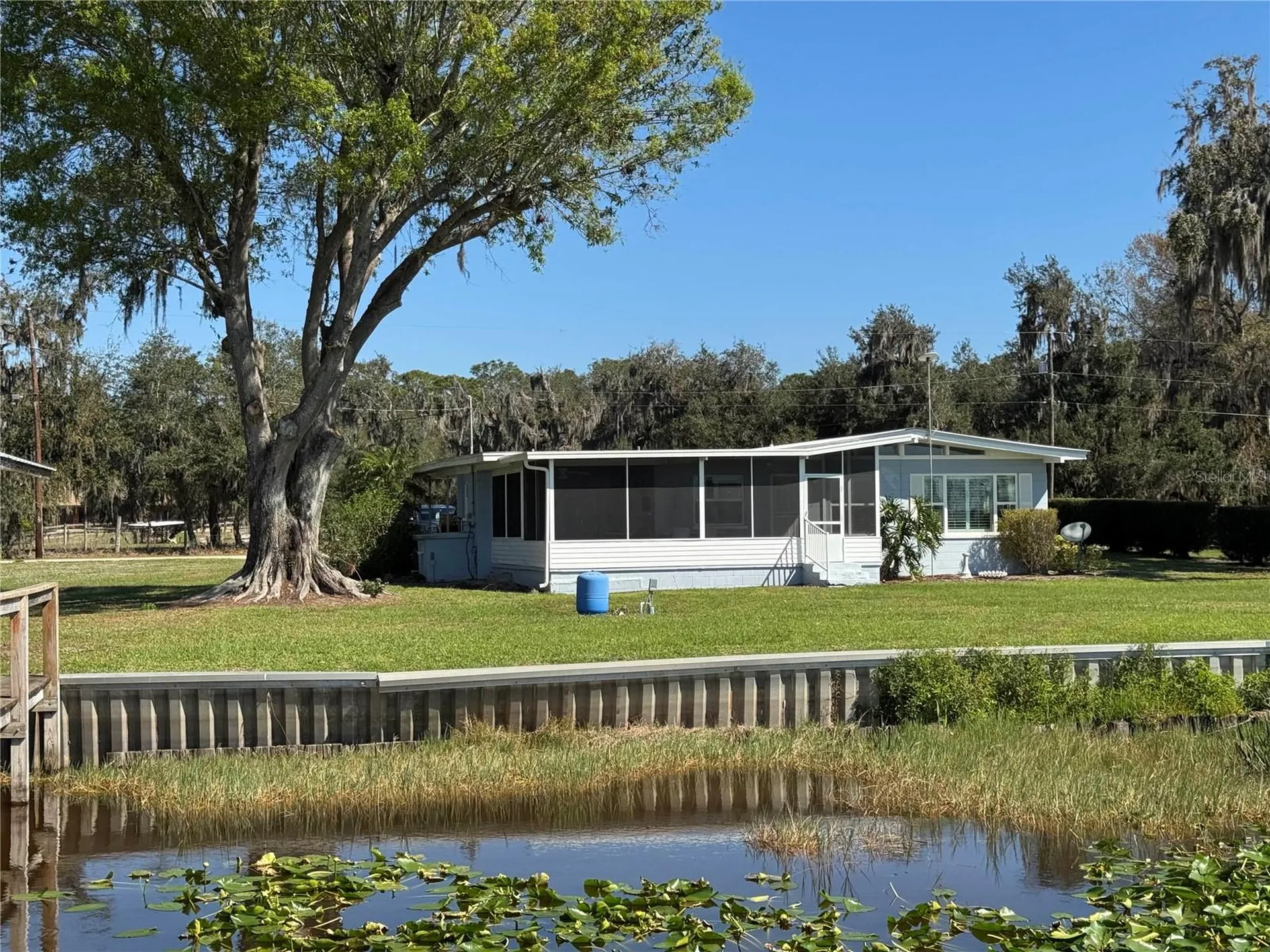 2263 Lake Reedy Boulevard N Frostproof FL 33843