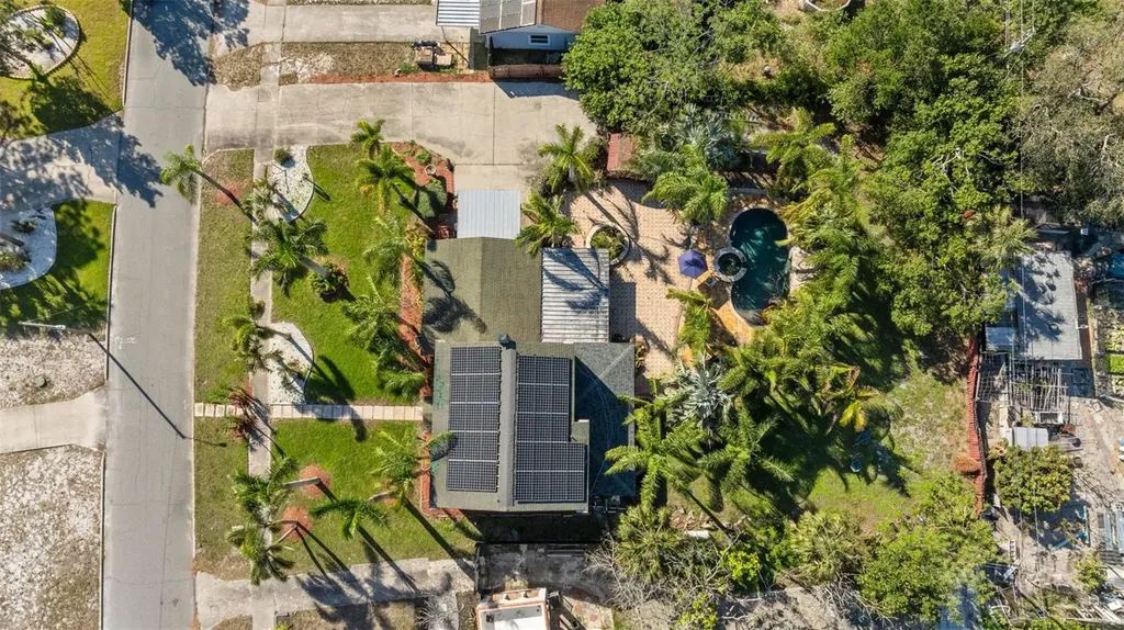 681 Jasmine Way S St Petersburg FL 33705