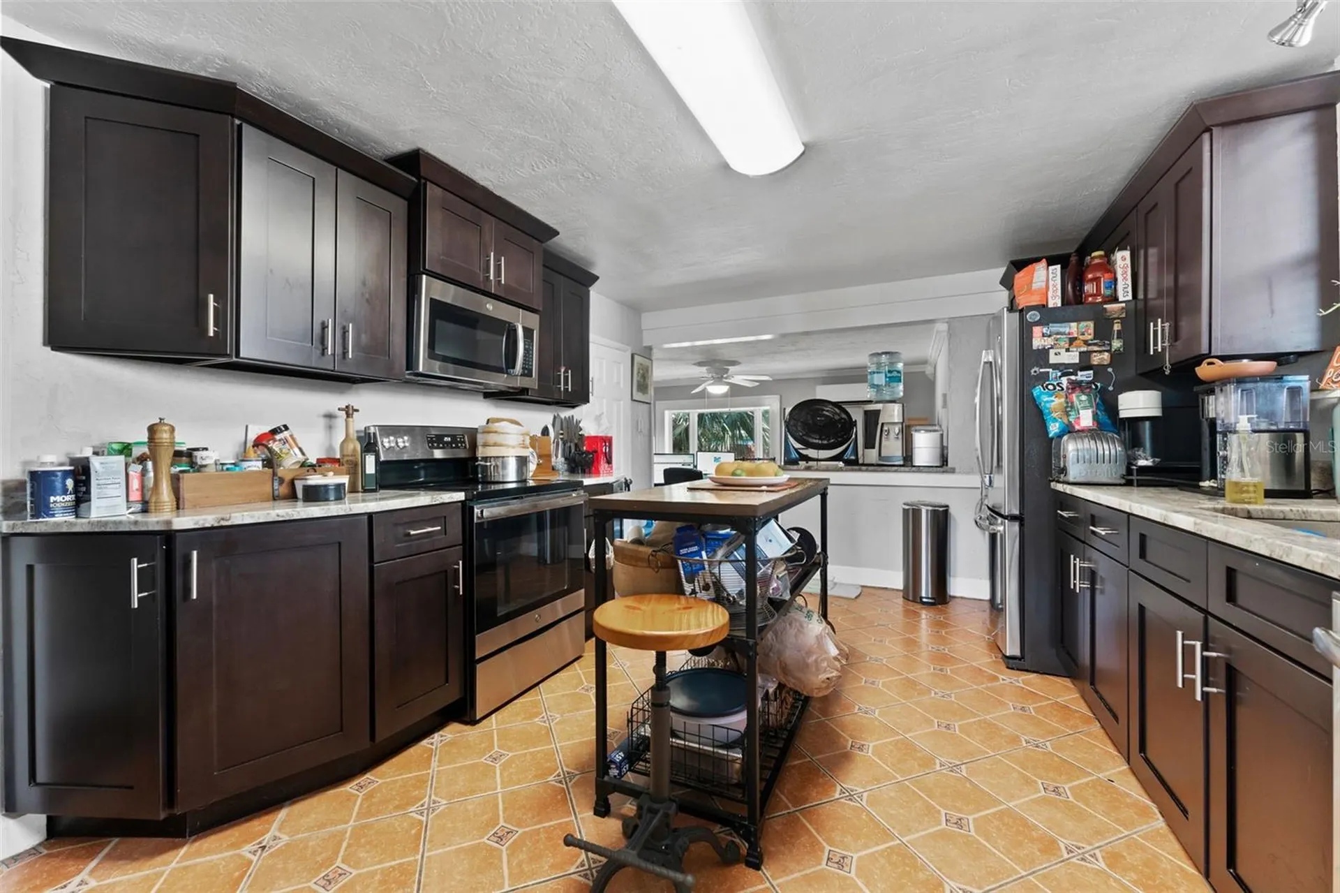 681 Jasmine Way S St Petersburg FL 33705