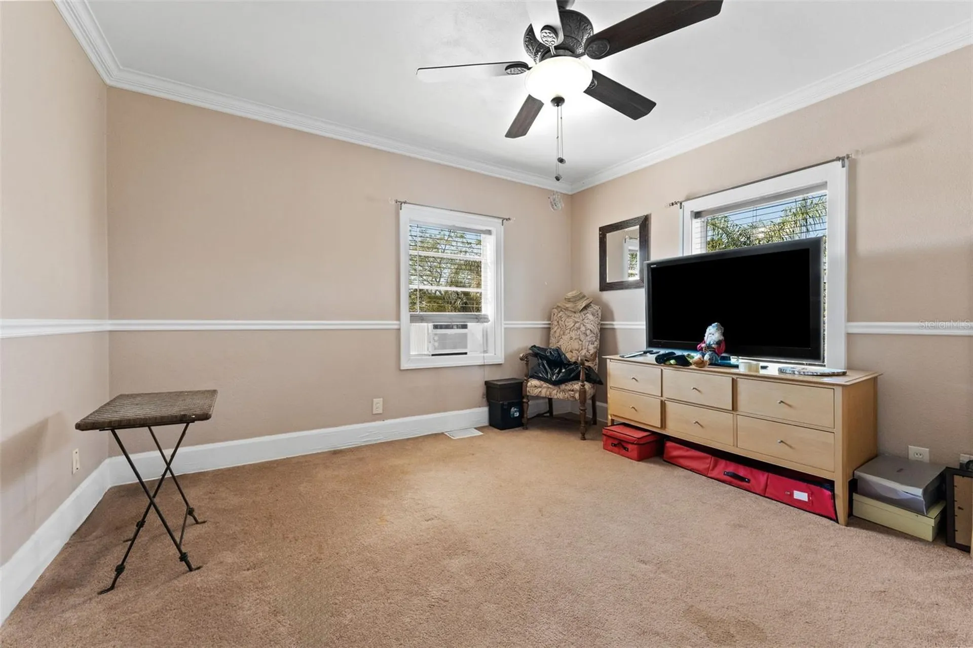 681 Jasmine Way S St Petersburg FL 33705