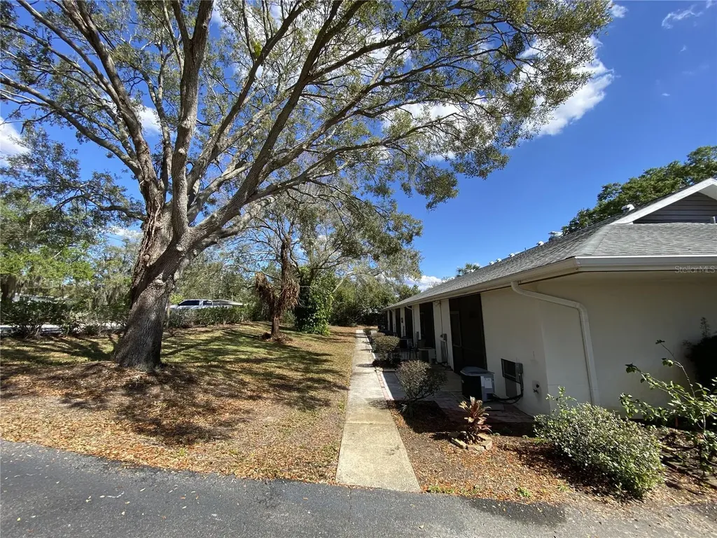 711 Springer Drive Lake Wales FL 33853