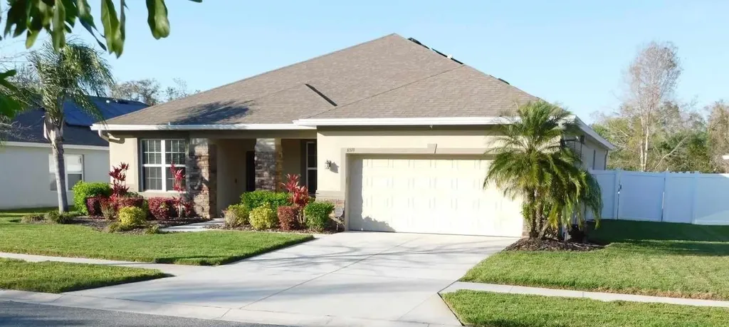 6519 Sparkling Way Wesley Chapel FL 33545