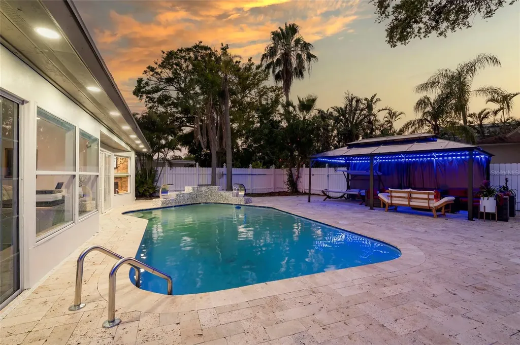 1772 Indian Rocks Road S Largo FL 33774