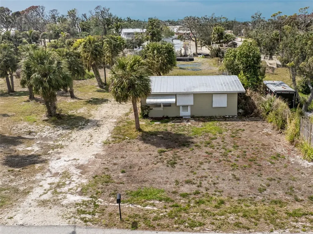 7032 Duke Street Englewood FL 34224