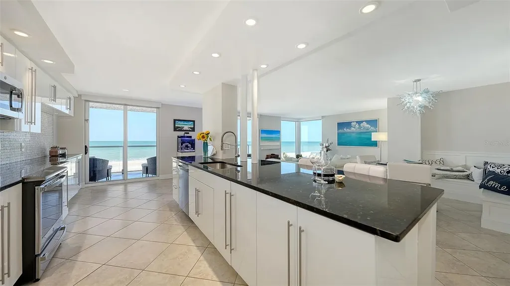 2425 Gulf Of Mexico Drive Longboat Key FL 34228