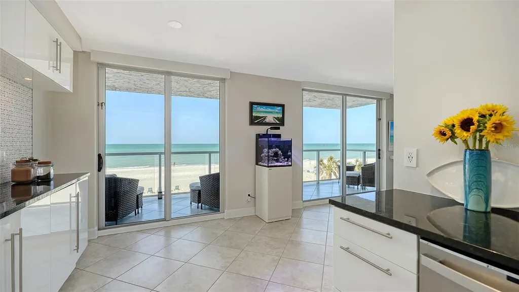 2425 Gulf Of Mexico Drive Longboat Key FL 34228