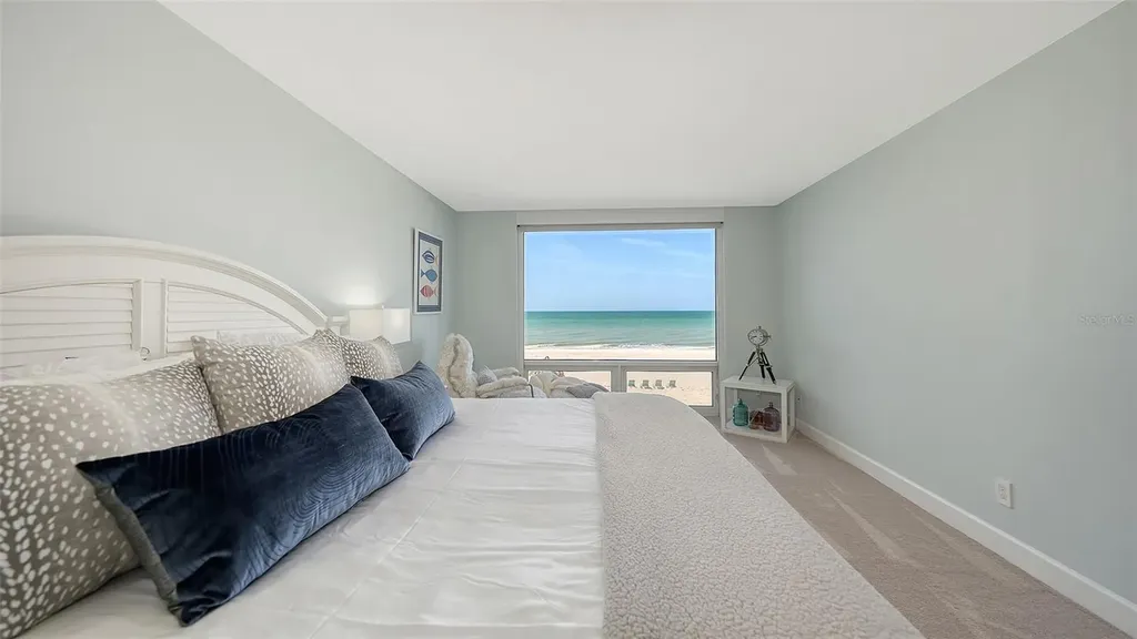 2425 Gulf Of Mexico Drive Longboat Key FL 34228
