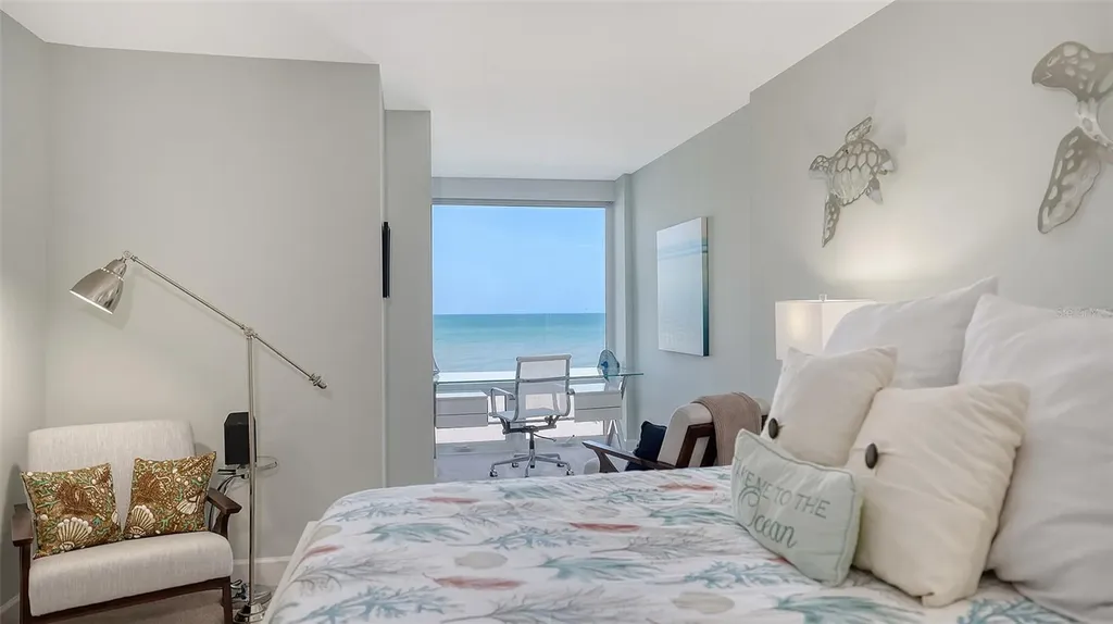 2425 Gulf Of Mexico Drive Longboat Key FL 34228