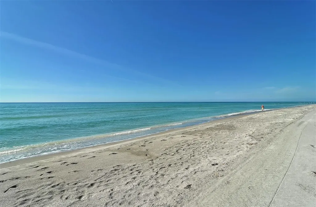 2425 Gulf Of Mexico Drive Longboat Key FL 34228
