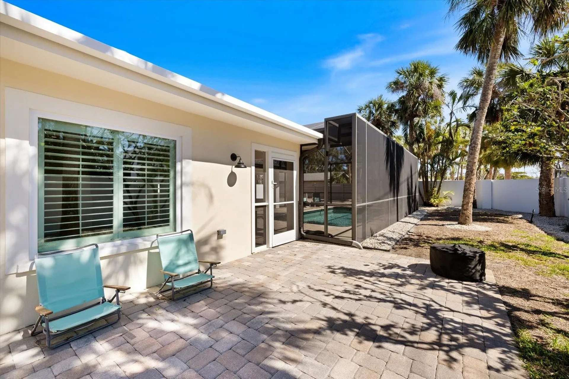 106 N Boulevard Of The Presidents Sarasota FL 34236