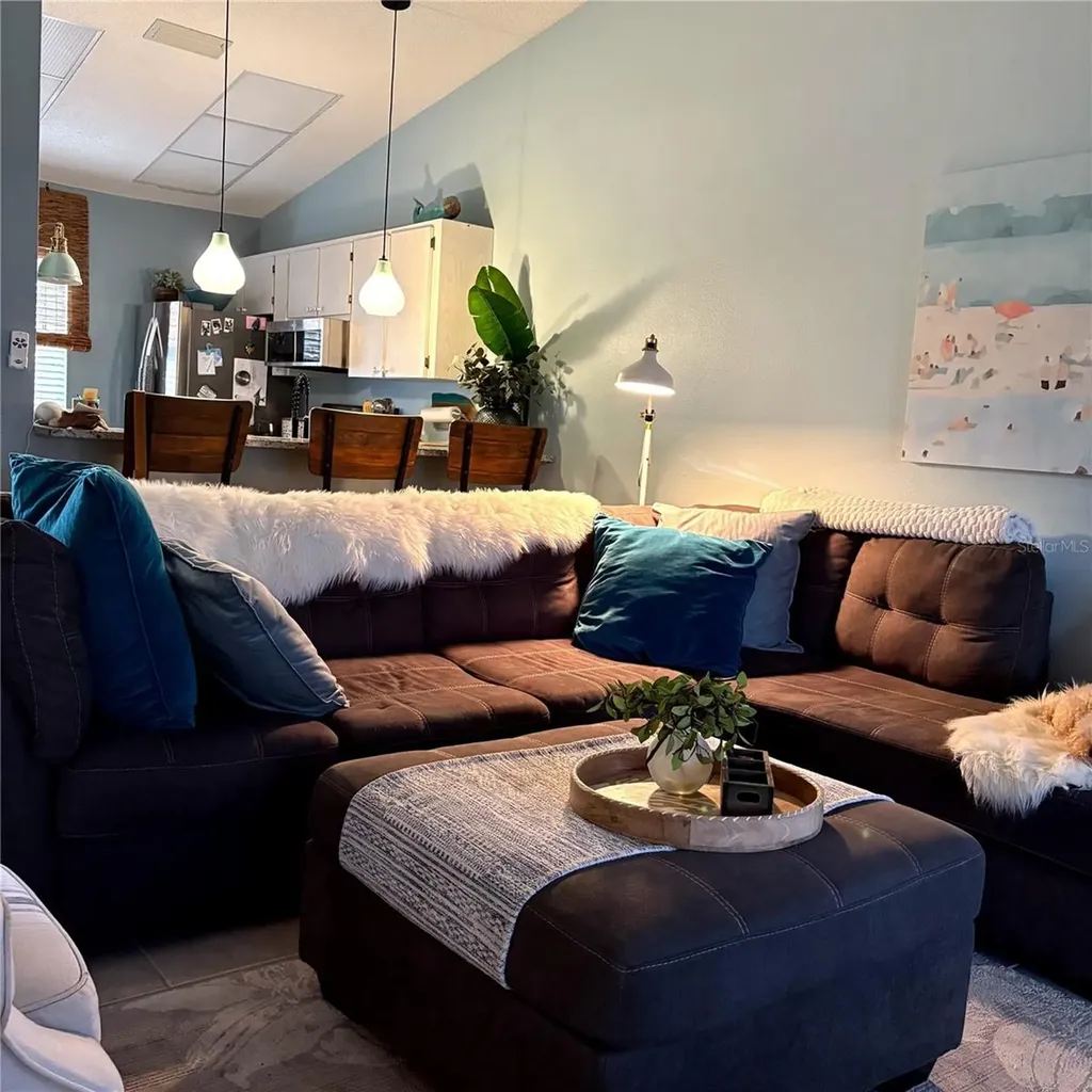 1020 Bowsprit Lane Holiday FL 34691