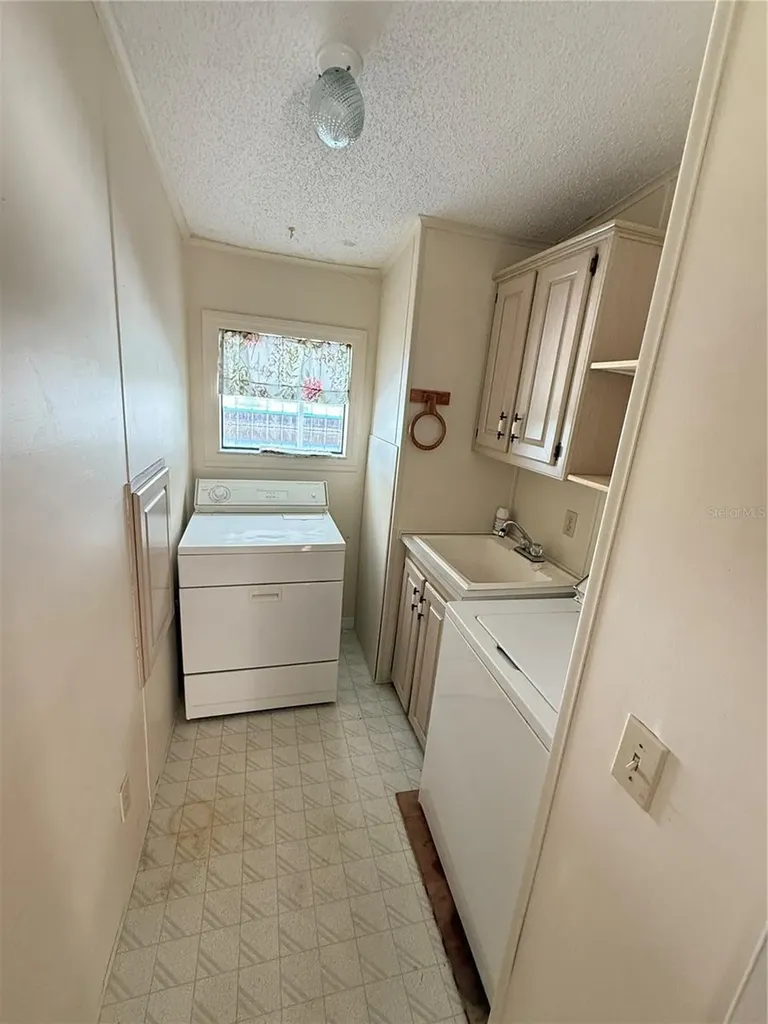 4961 Mount Olive Shores Drive Polk City FL 33868