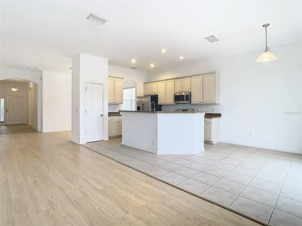 10918 Ancient Futures Drive Tampa FL 33647
