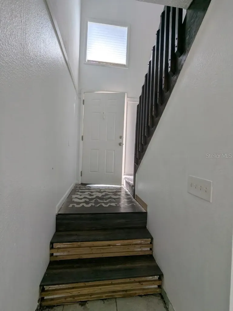 12401 Joel Court Tampa FL 33612