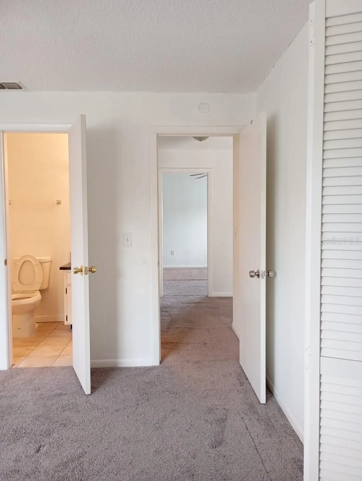 12401 Joel Court Tampa FL 33612