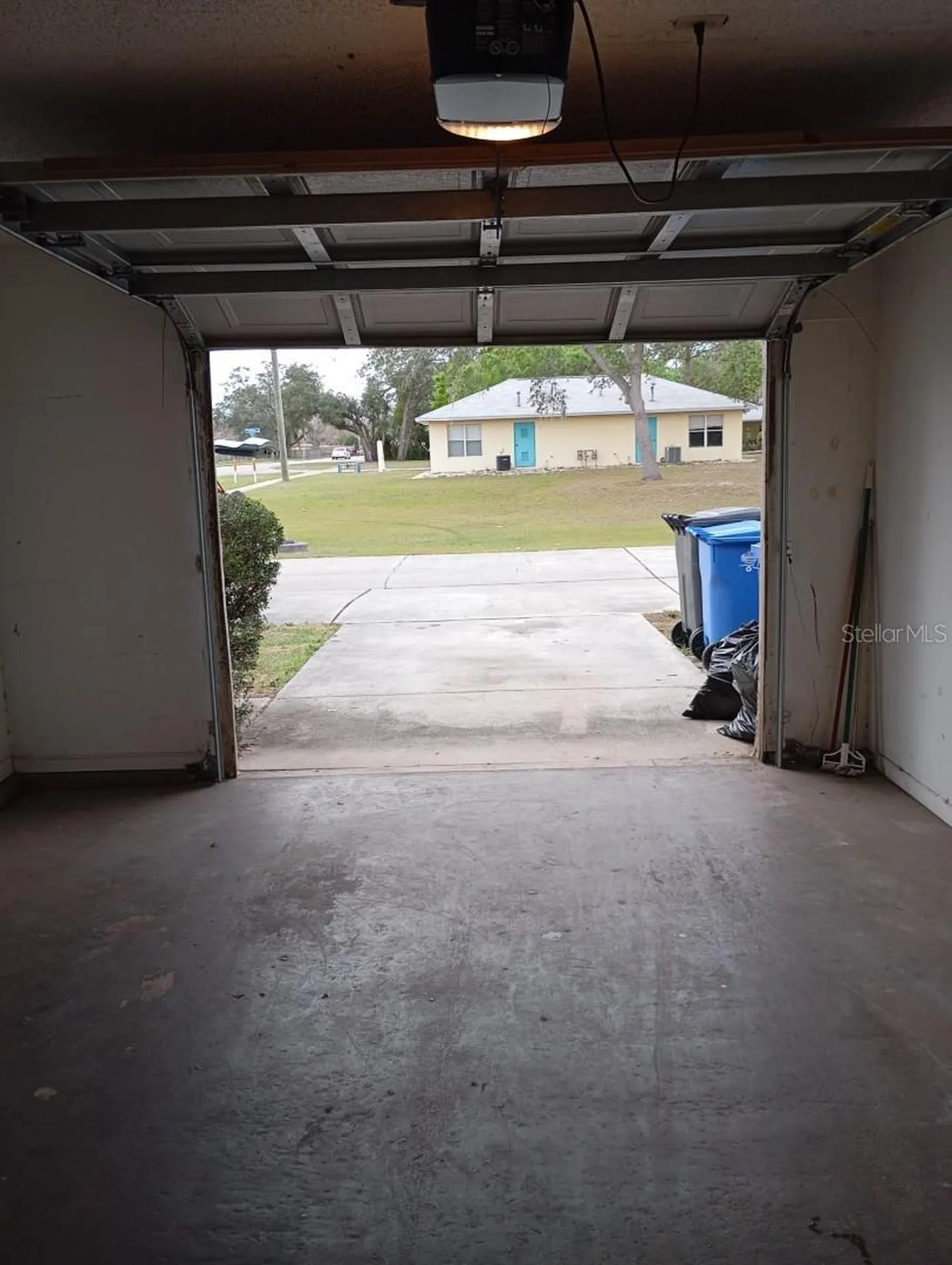 12401 Joel Court Tampa FL 33612