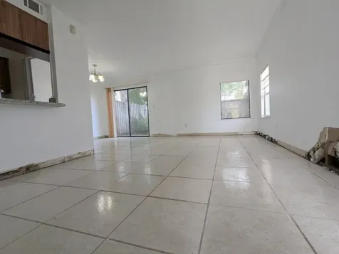 12401 Joel Court Tampa FL 33612