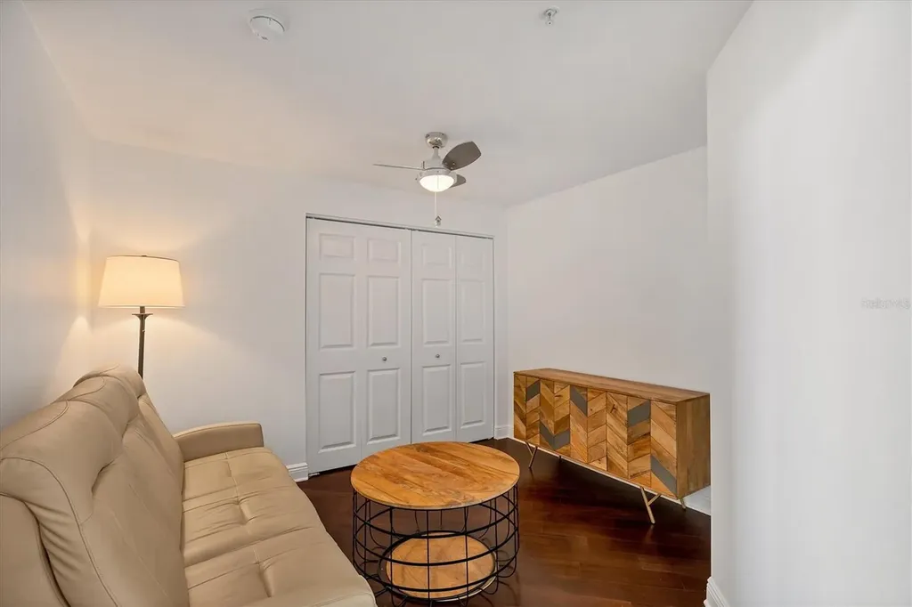 800 N Tamiami Trail Sarasota FL 34236