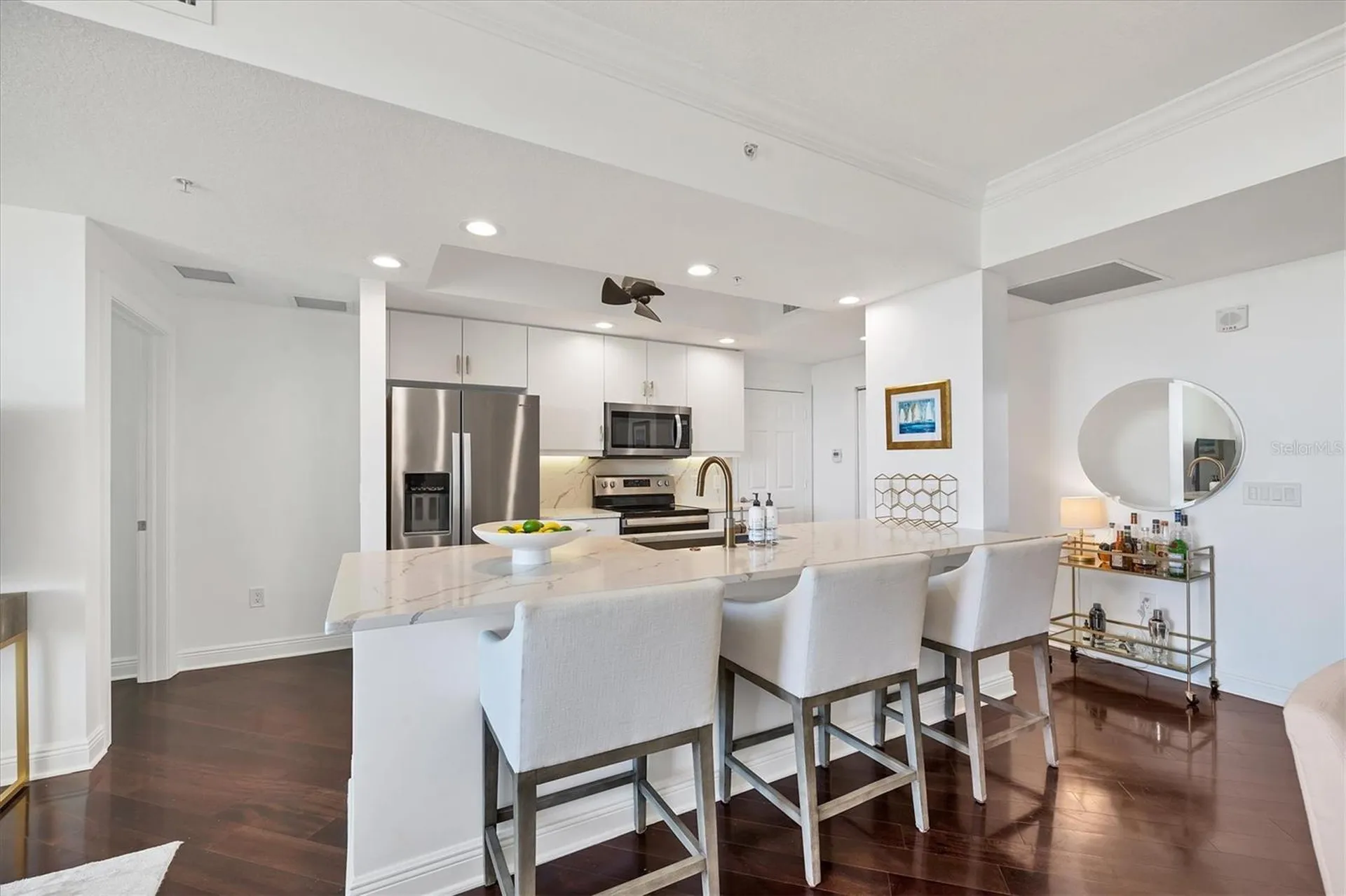 800 N Tamiami Trail Sarasota FL 34236