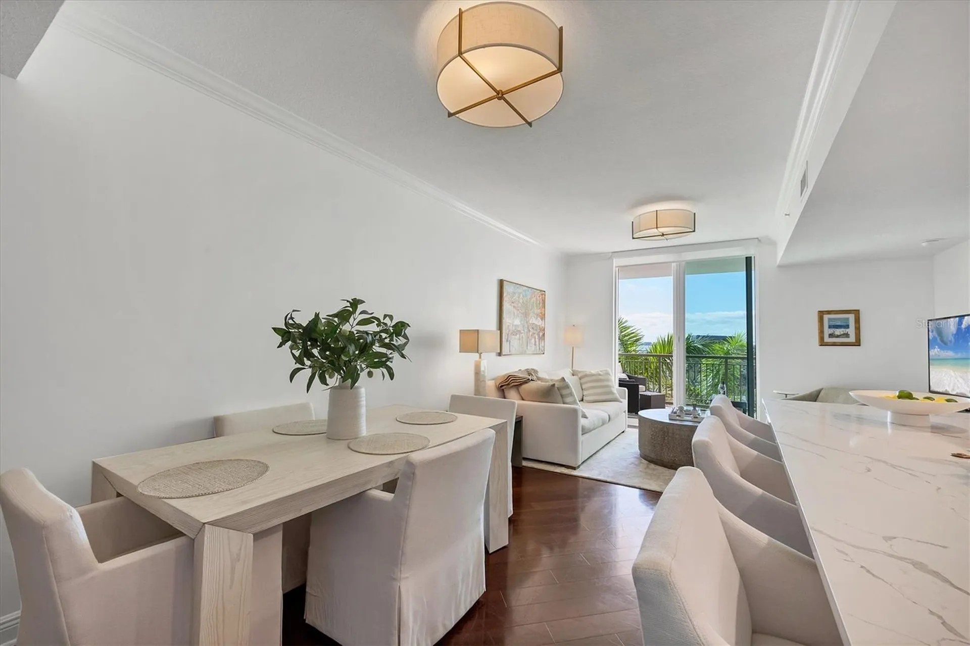 800 N Tamiami Trail Sarasota FL 34236