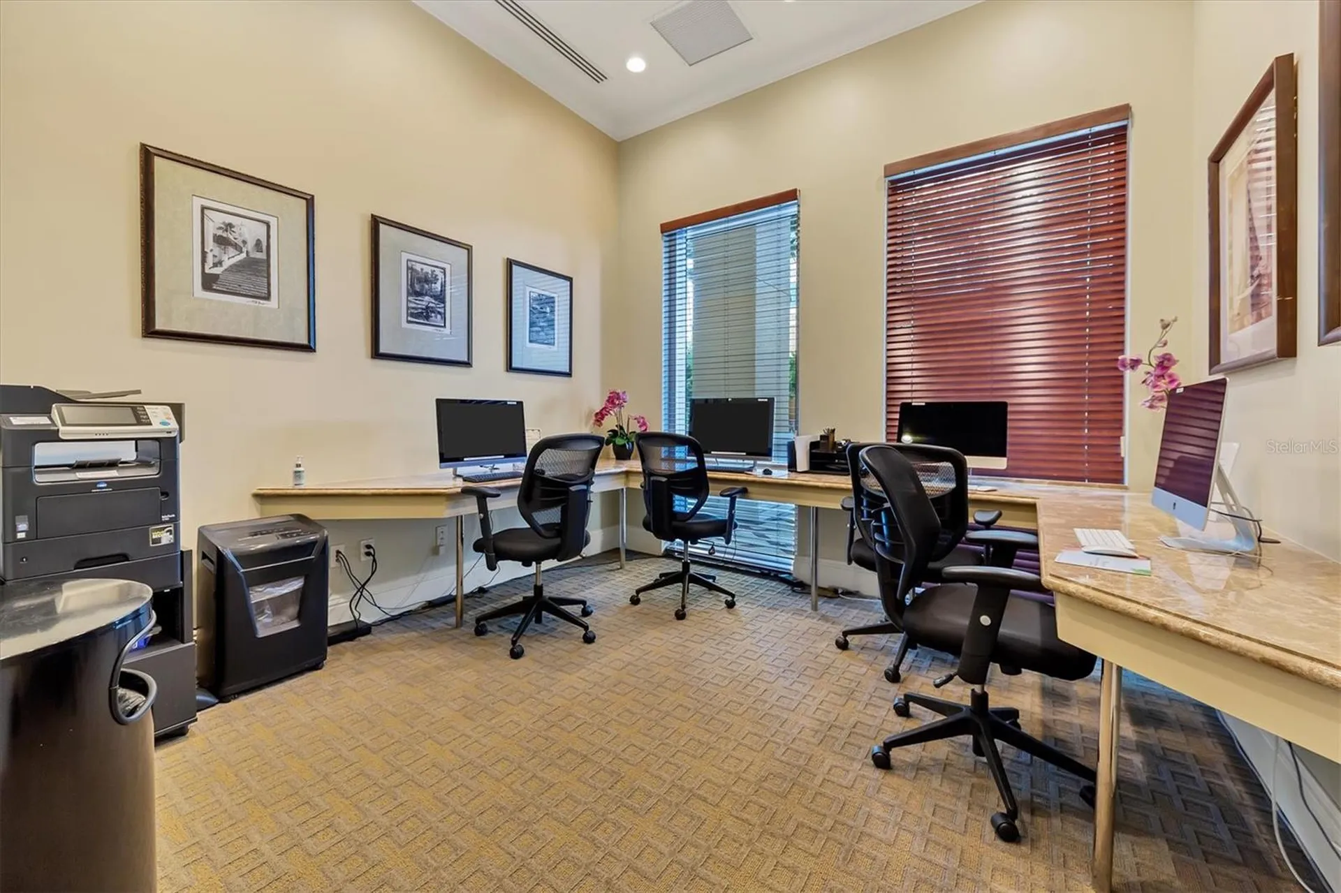 800 N Tamiami Trail Sarasota FL 34236