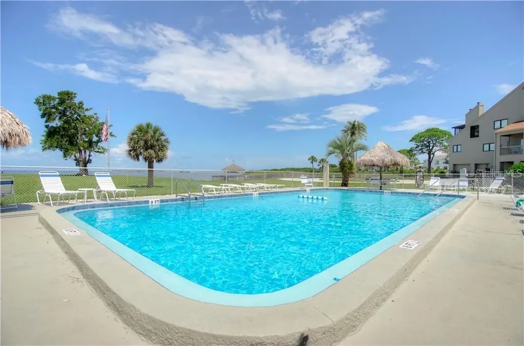 25 Windrush Bay Drive Tarpon Springs FL 34689