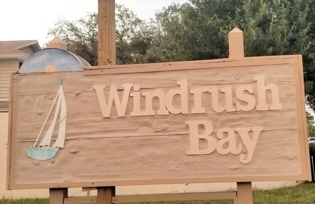 25 Windrush Bay Drive Tarpon Springs FL 34689