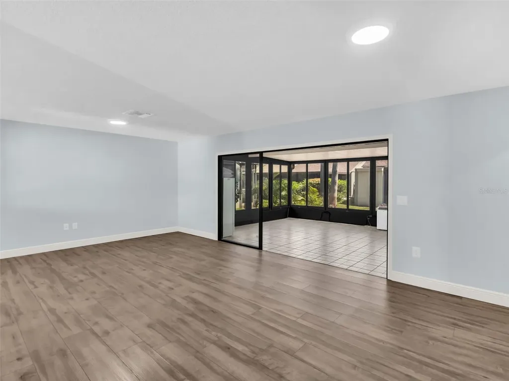 25 Windrush Bay Drive Tarpon Springs FL 34689