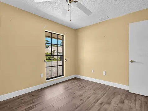 25 Windrush Bay Drive Tarpon Springs FL 34689
