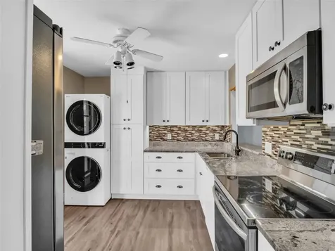 25 Windrush Bay Drive Tarpon Springs FL 34689