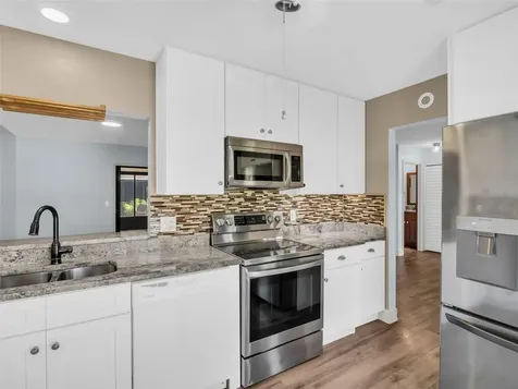 25 Windrush Bay Drive Tarpon Springs FL 34689