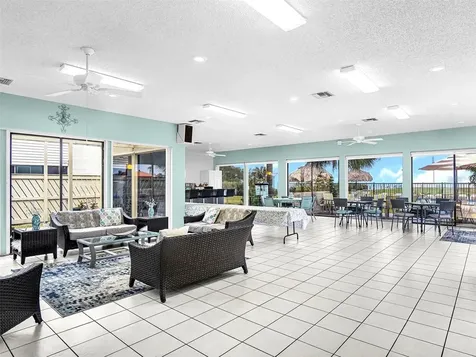 25 Windrush Bay Drive Tarpon Springs FL 34689
