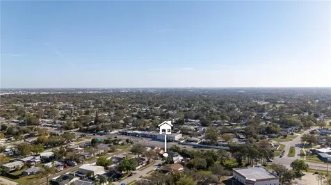 8918 Country Square Drive Seminole FL 33777
