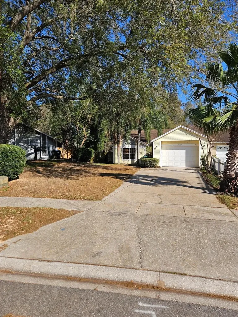7437 Covina Court Orlando FL 32810