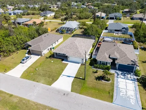 109 Beau Rivage Drive Rotonda West FL 33947
