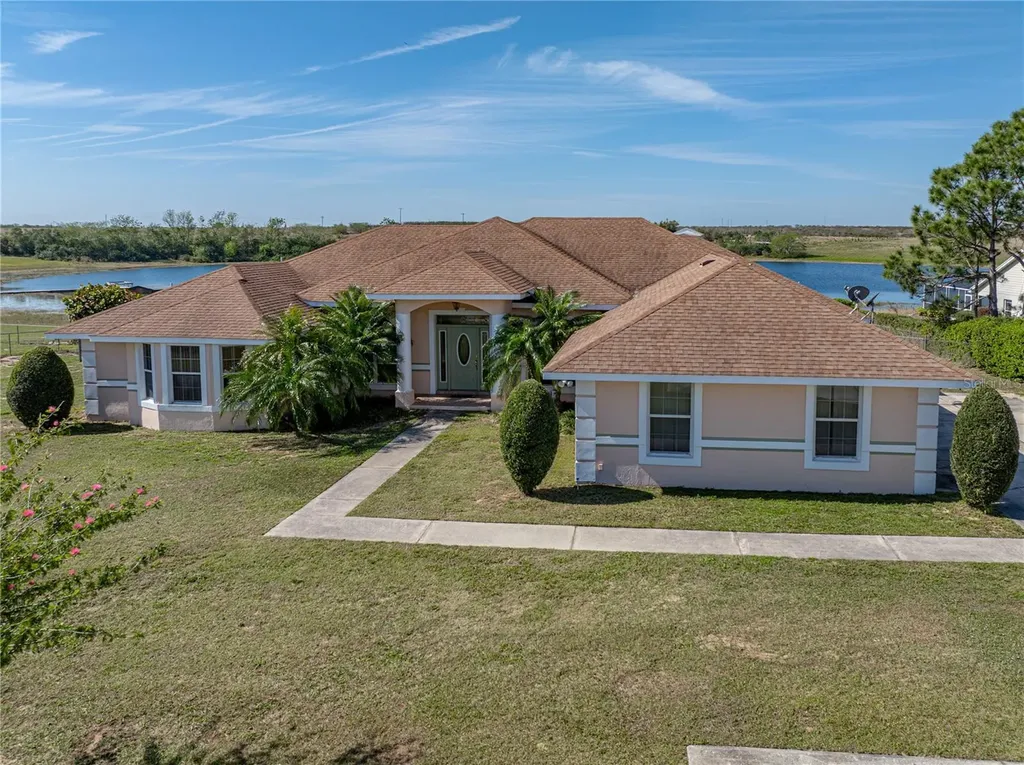2656 S Scenic Highway Lake Wales FL 33898
