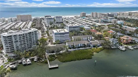 6063 E Peppertree Way Sarasota FL 34242