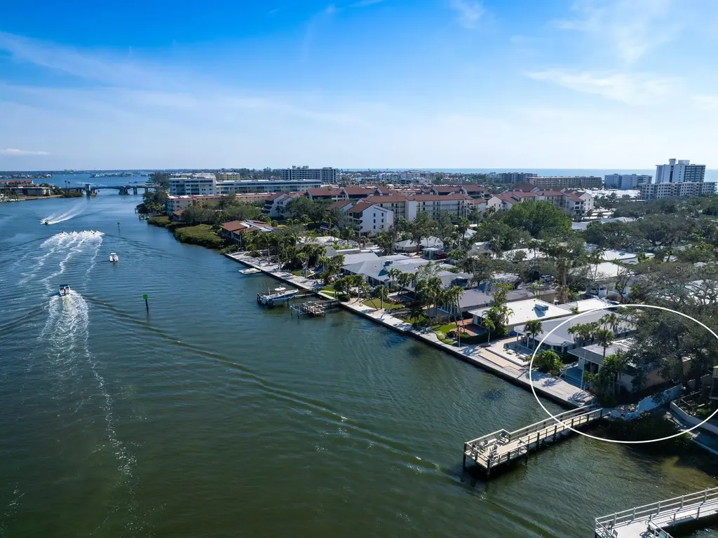 1374 Moonmist Drive Sarasota FL 34242