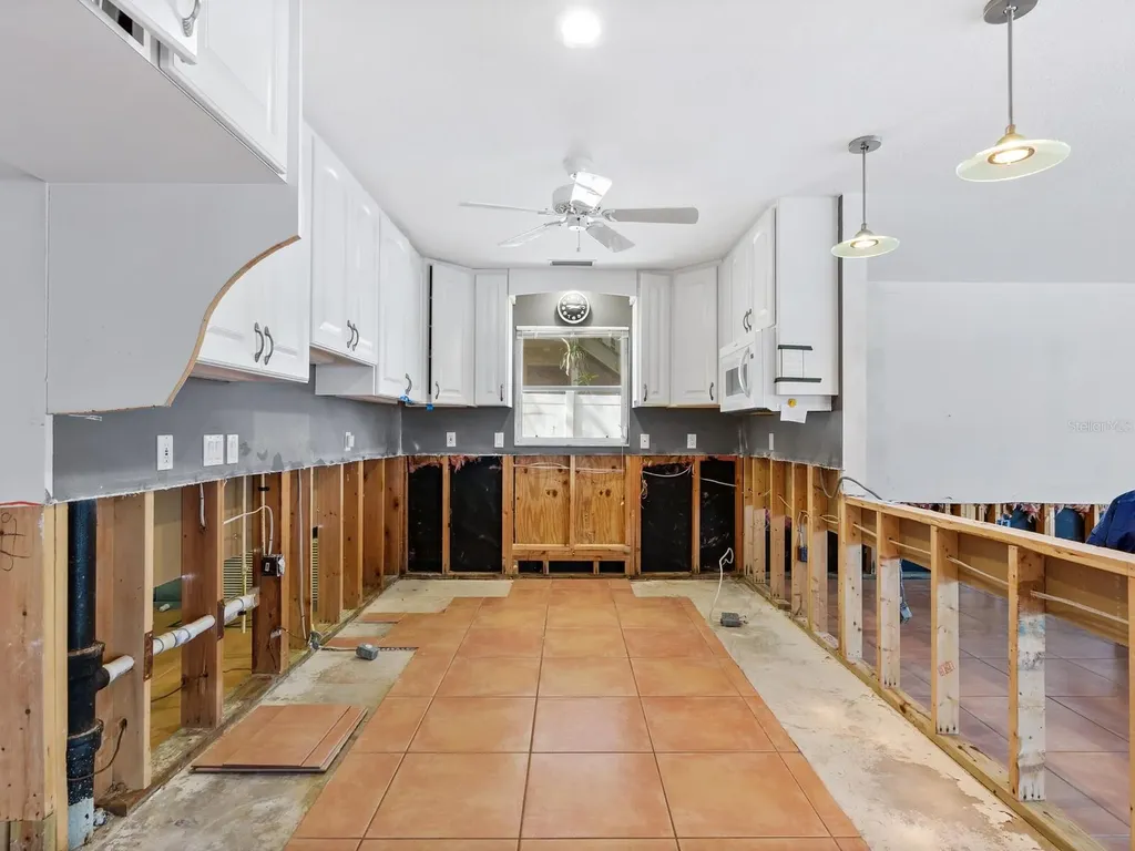 1374 Moonmist Drive Sarasota FL 34242