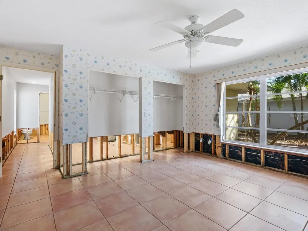 1374 Moonmist Drive Sarasota FL 34242