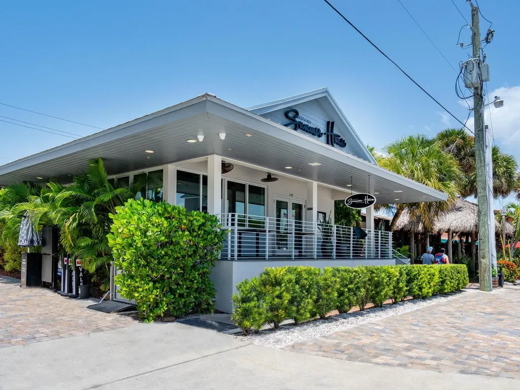 1374 Moonmist Drive Sarasota FL 34242